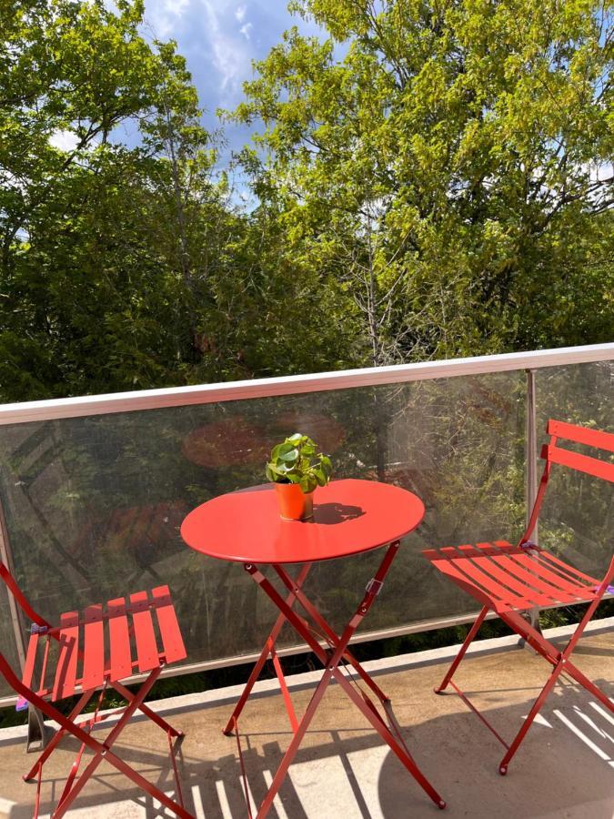 Chez Louisa-Maria Apartment Дижон Екстериор снимка